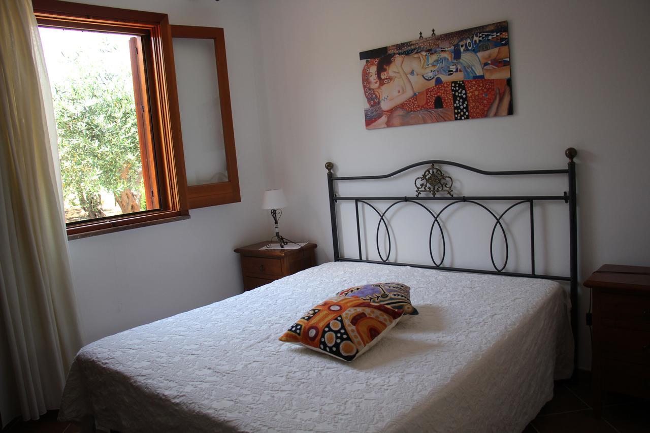 Bed and Breakfast Uliveto House Кастелламмаре-дель-Голфо Экстерьер фото